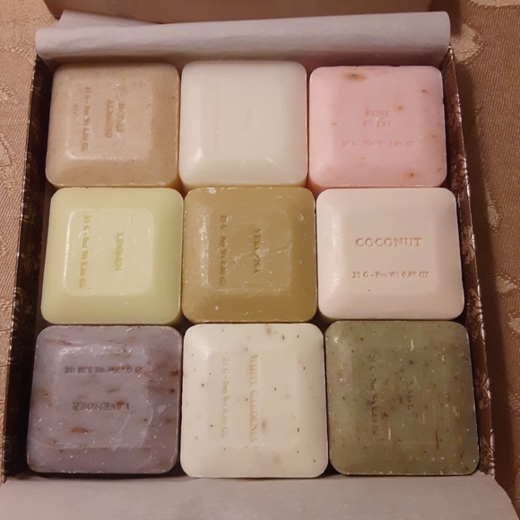 European Soaps Other - Savons d' Invites Guest Soaps